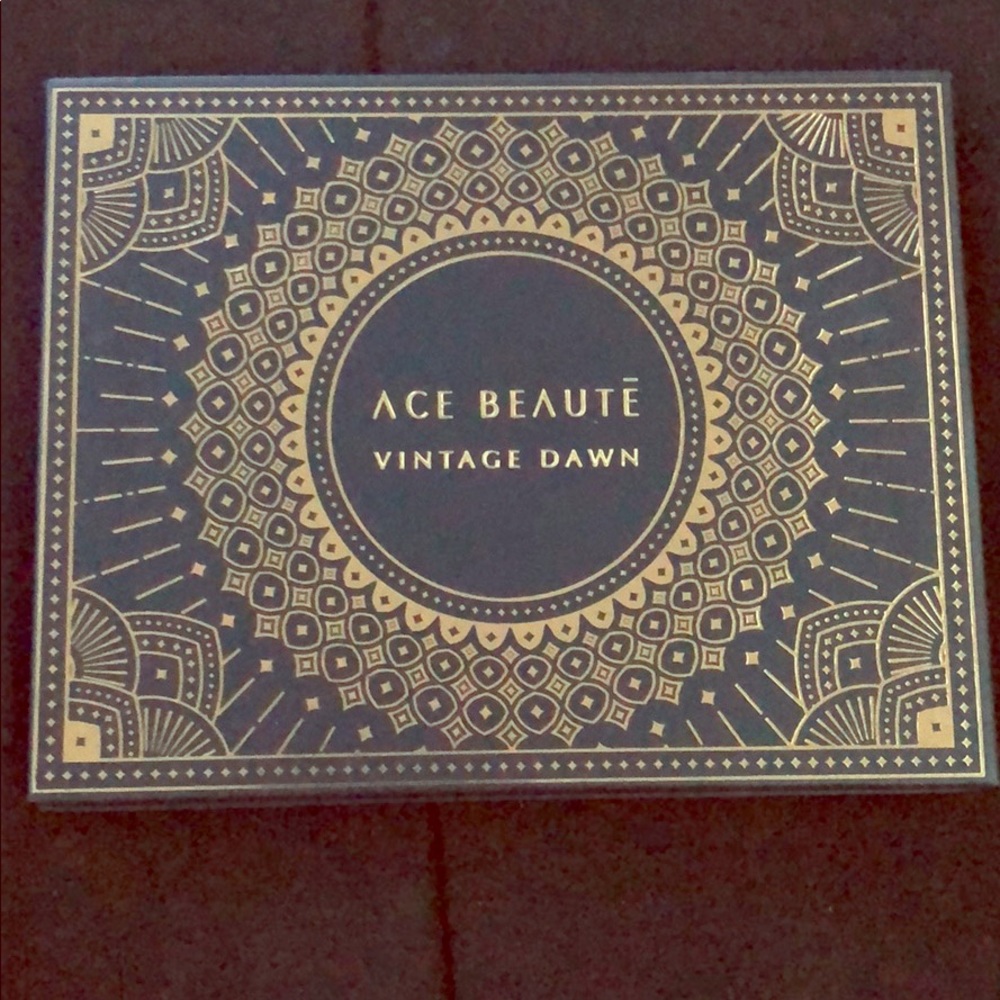 Eyeshadow Palette
